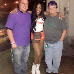 Hooters Uniform. Perfect for Halloween.